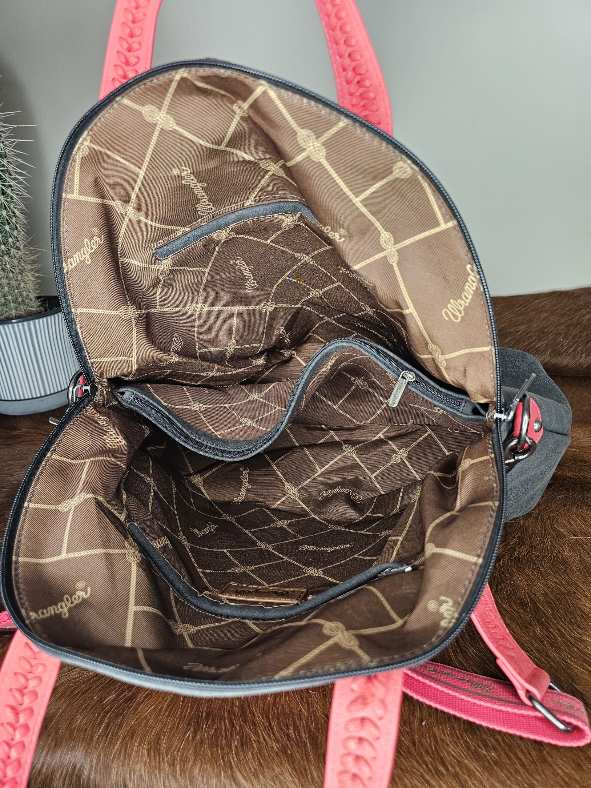 Wrangler 93G-2006BK-4